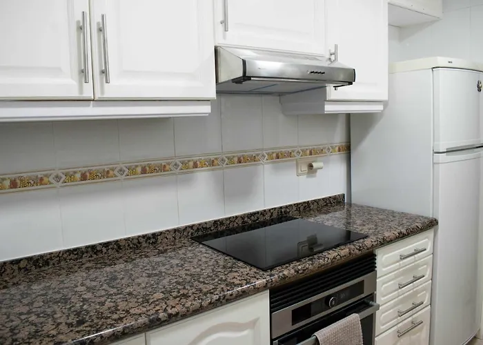 Апартаменты Atico Con Vistas Al Castillo Al Lado Del Mar