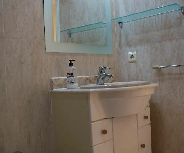 Atico Con Vistas Al Castillo Al Lado Del Mar